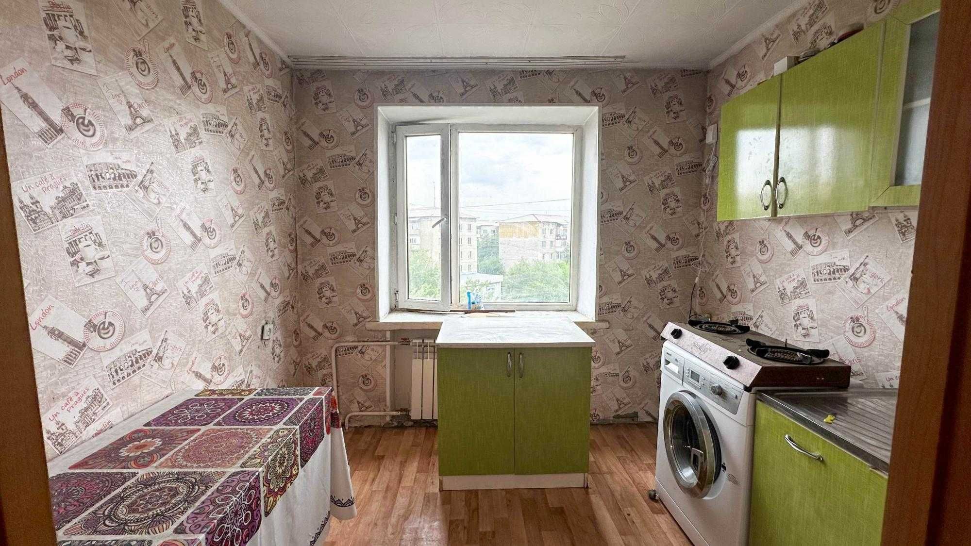 Продам 1 комнатную квартиру Аян Империя