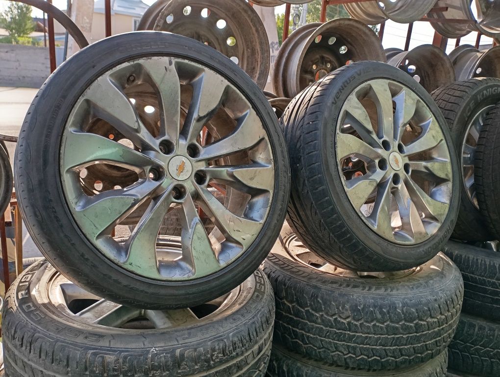 Продам диски с резиной