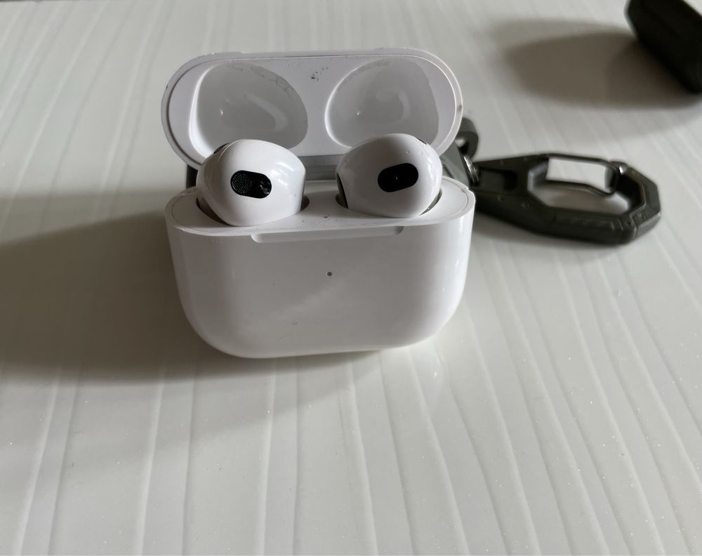 AirPods3 в отличном состоянии