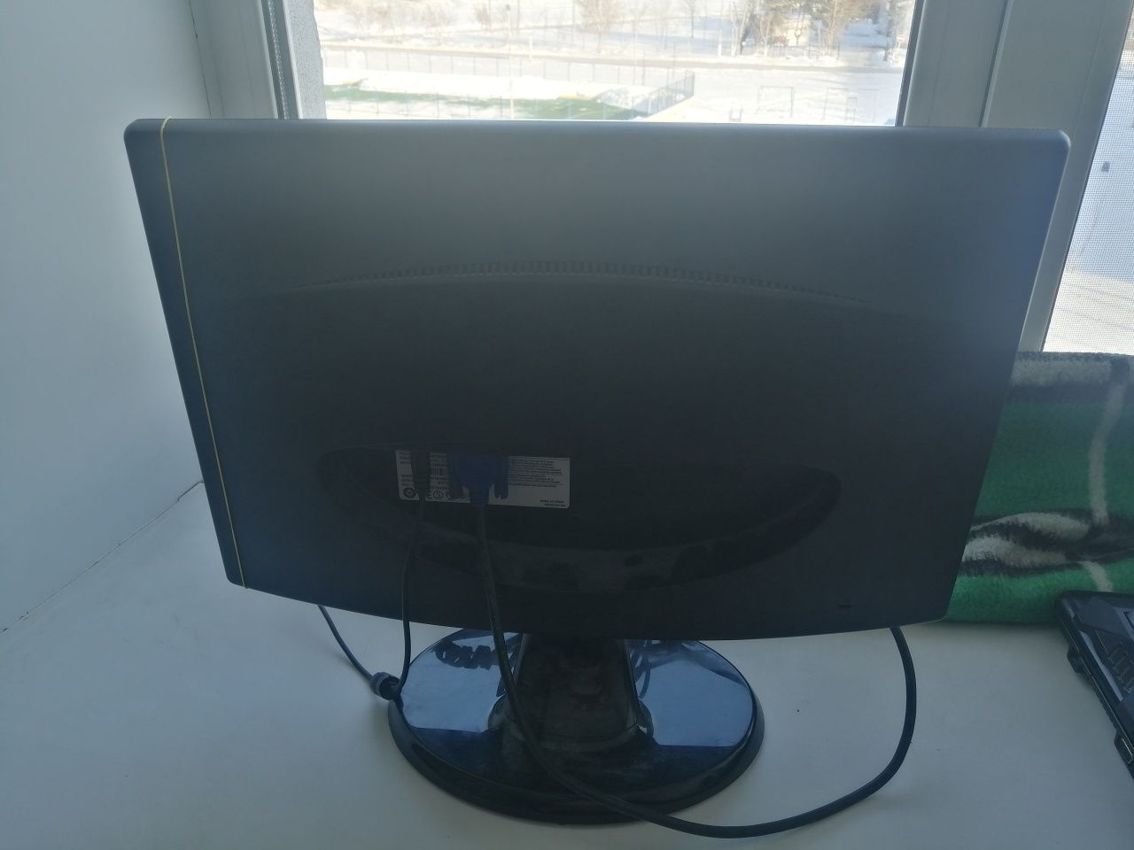 Продам монитор LG