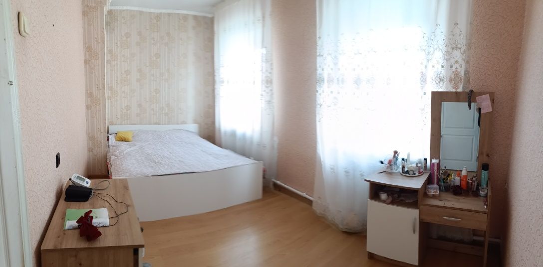 Продам дом. Район сазда 3. Отличная локация