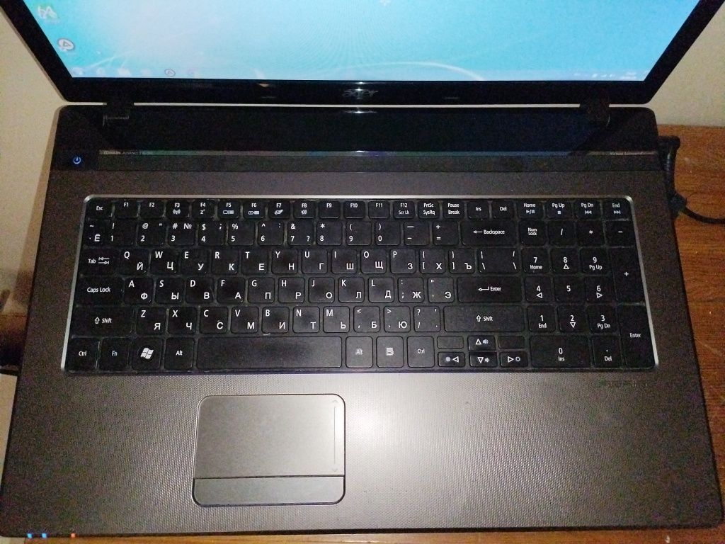 Ноутбук ACER с усиленным аккумулятором