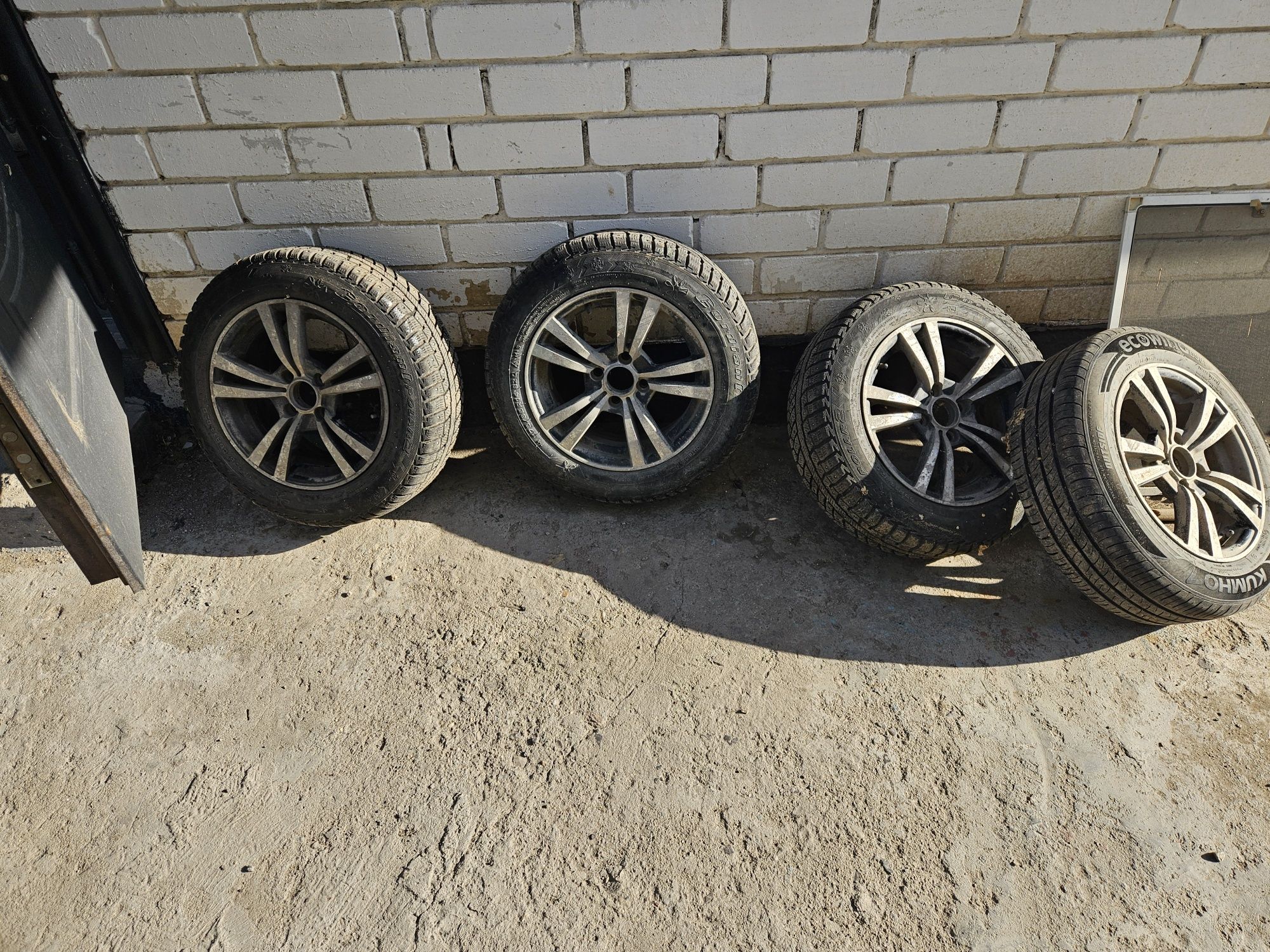 Продам титанки R14 зимний Cordiant