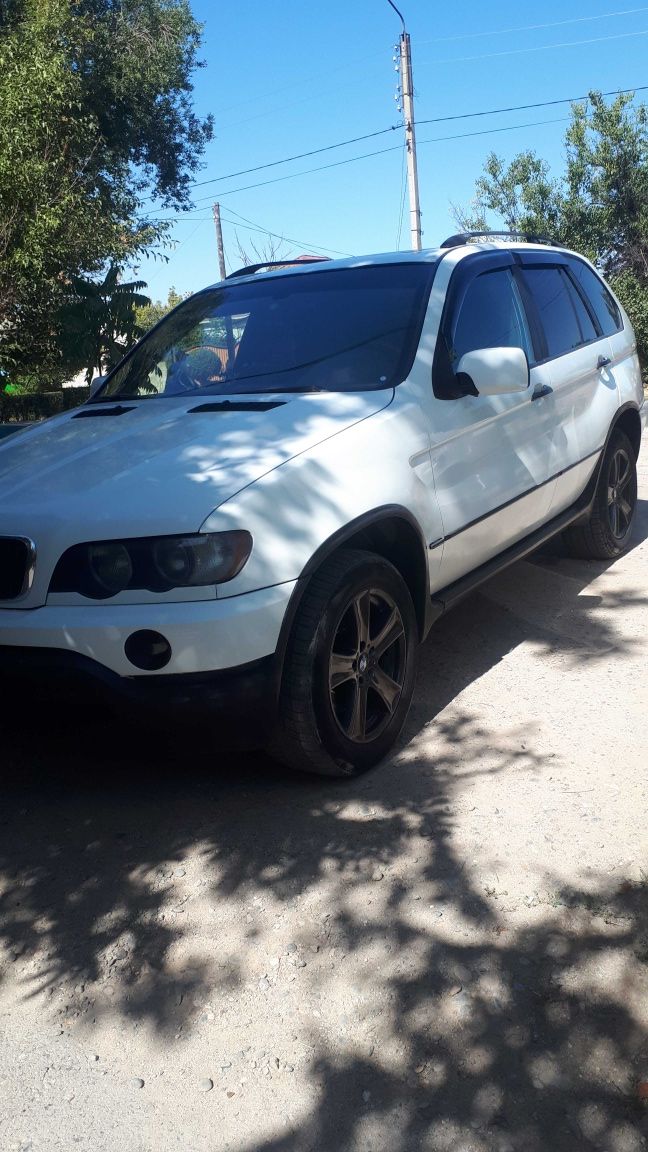 Продается БМВ Х5 2001г