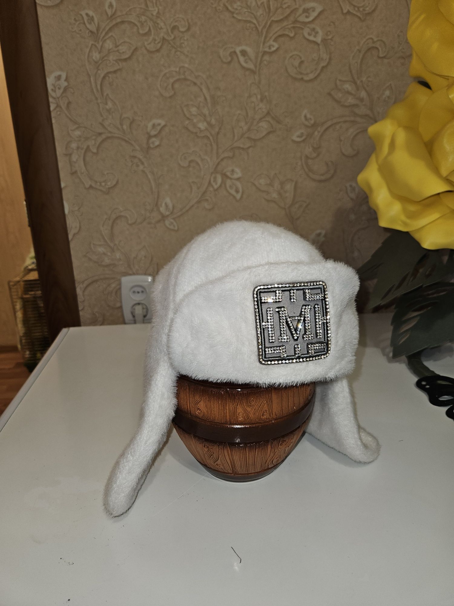 Женская молодёжная зимняя шапка ушанка