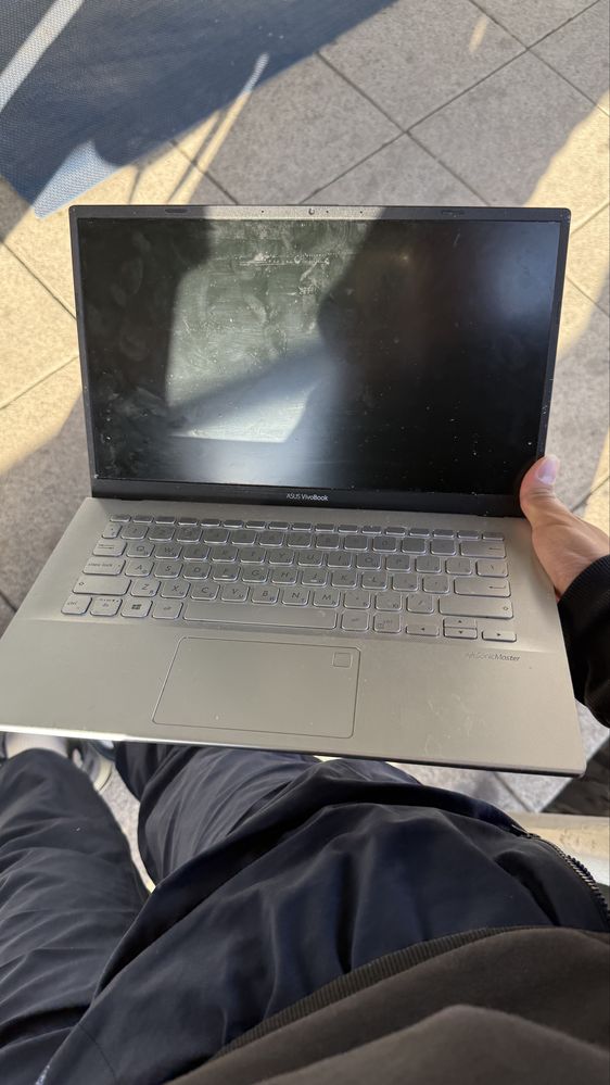 продам ноутбук Asus x420u