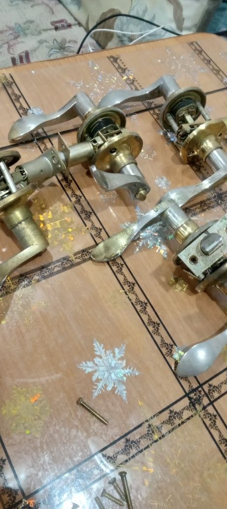 Продам продам ручки дверные рабочие
