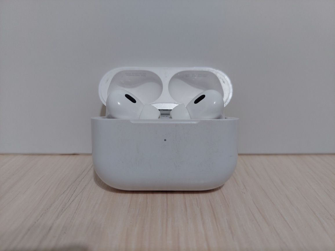 Apple AirPods Pro 2