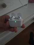 Продаю наушники airpods 4