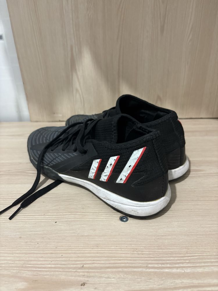 Сороконожка Adidas predator