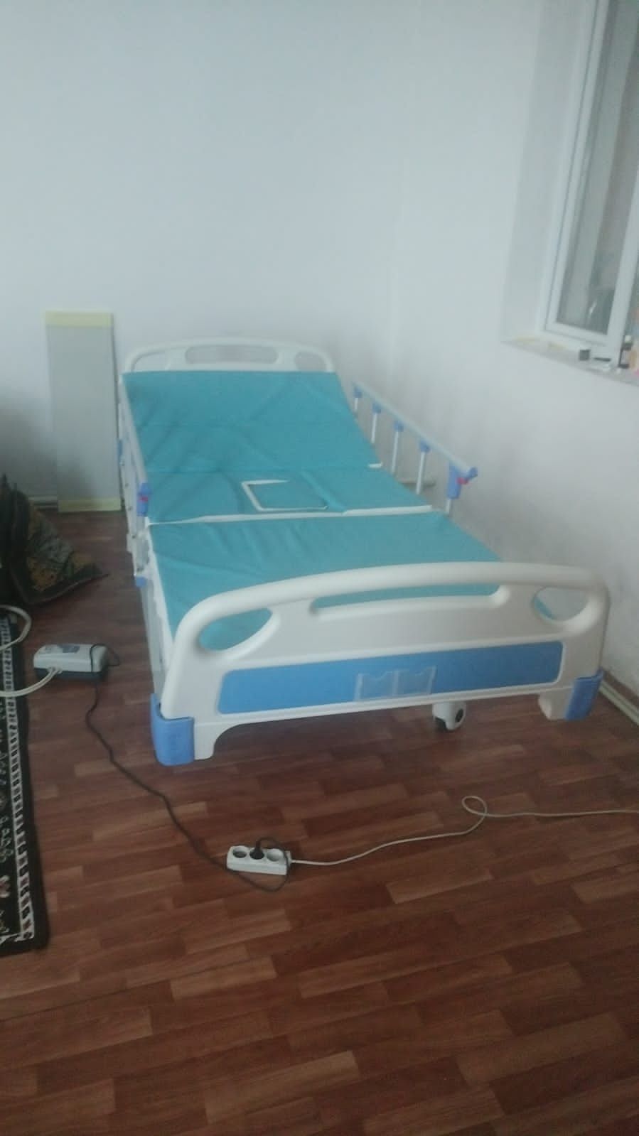 Кровать медицинская