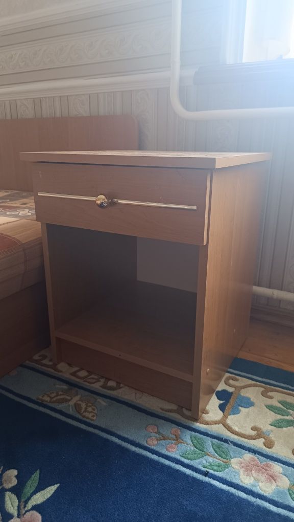 Продам кровать с комплектующими