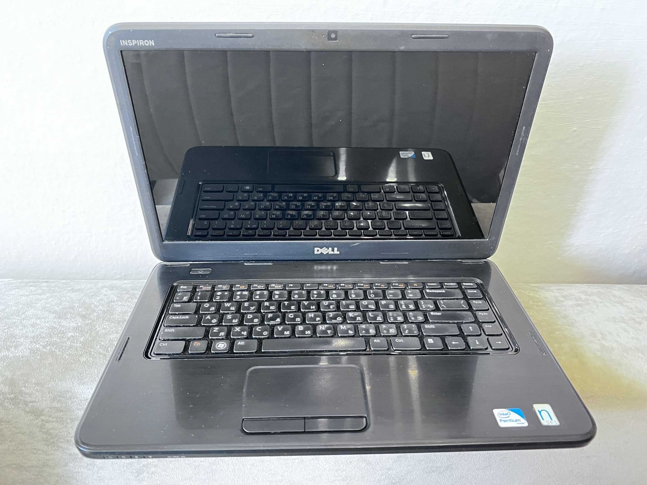 Ноутбук DELL inspiron