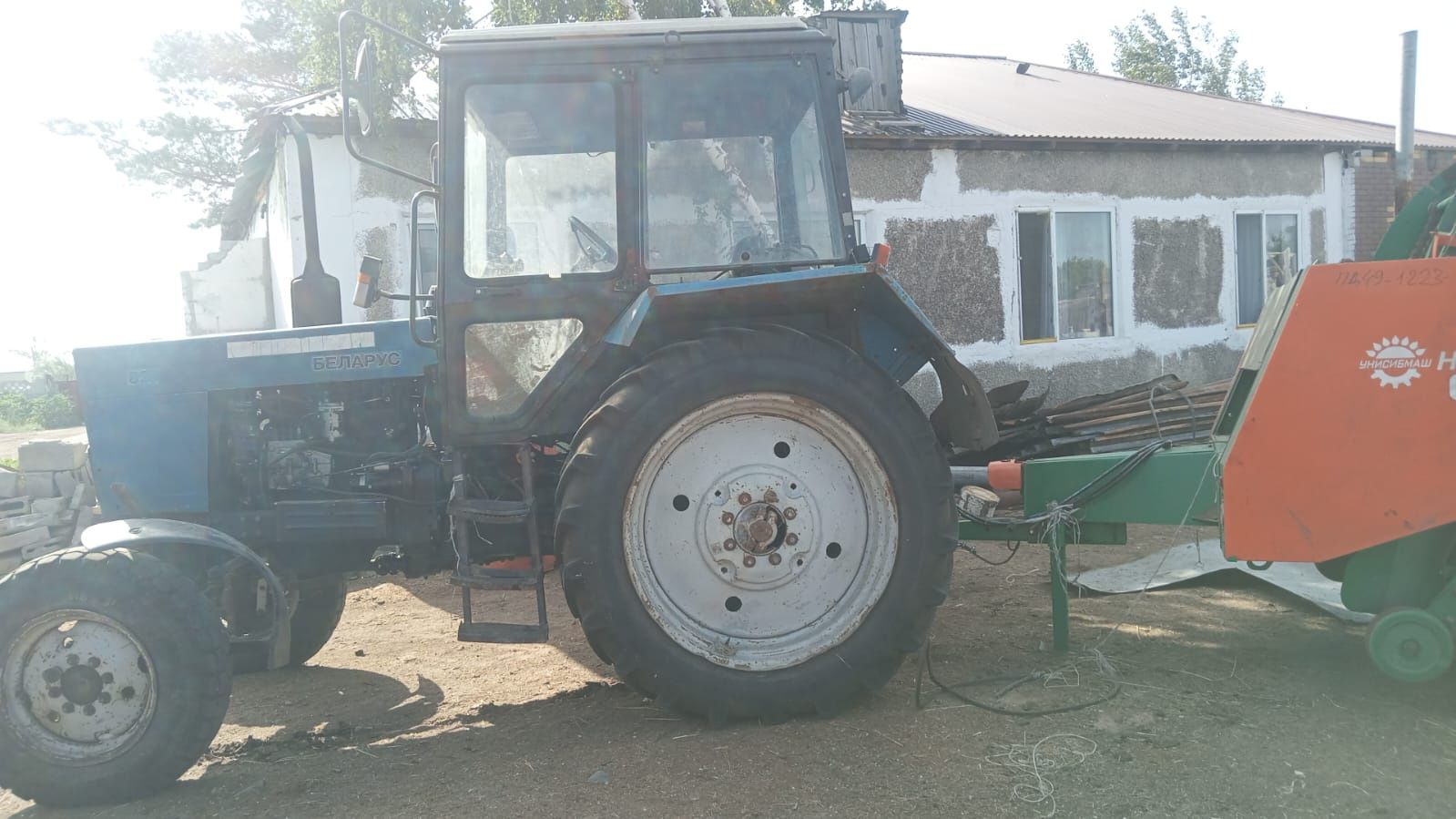 Продам Трактор 82.1