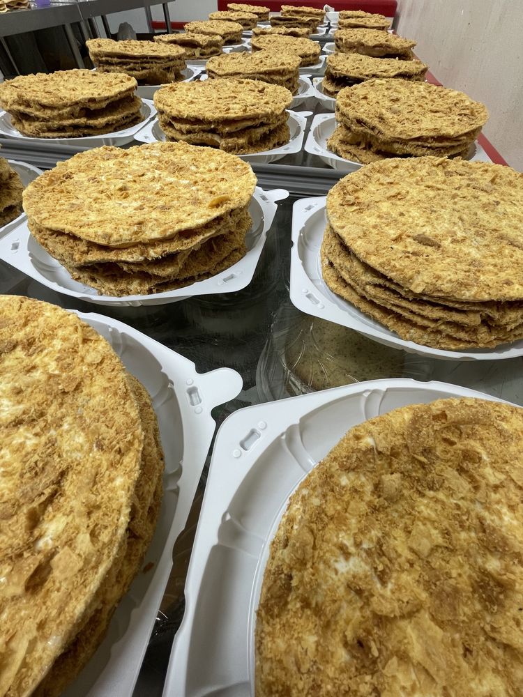 Пломбирные медовики и Наполеоны
