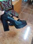 Продам туфли женские
