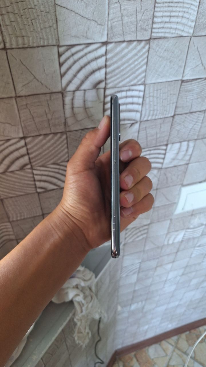 Samsung S20 5G .