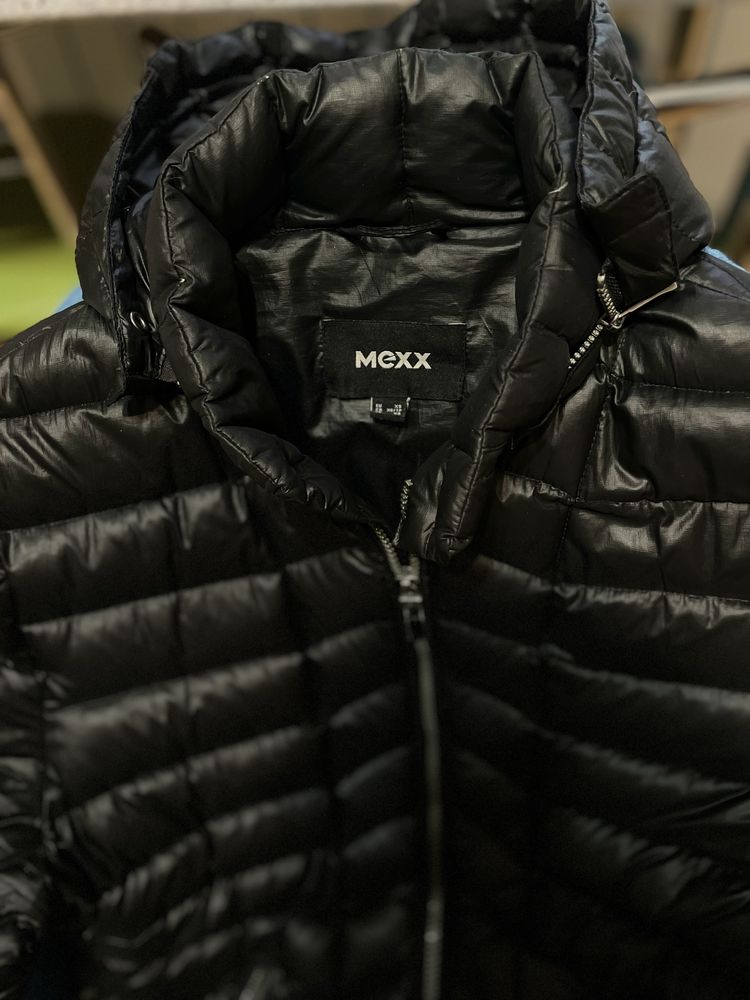 Продам мужскую куртку Mexx