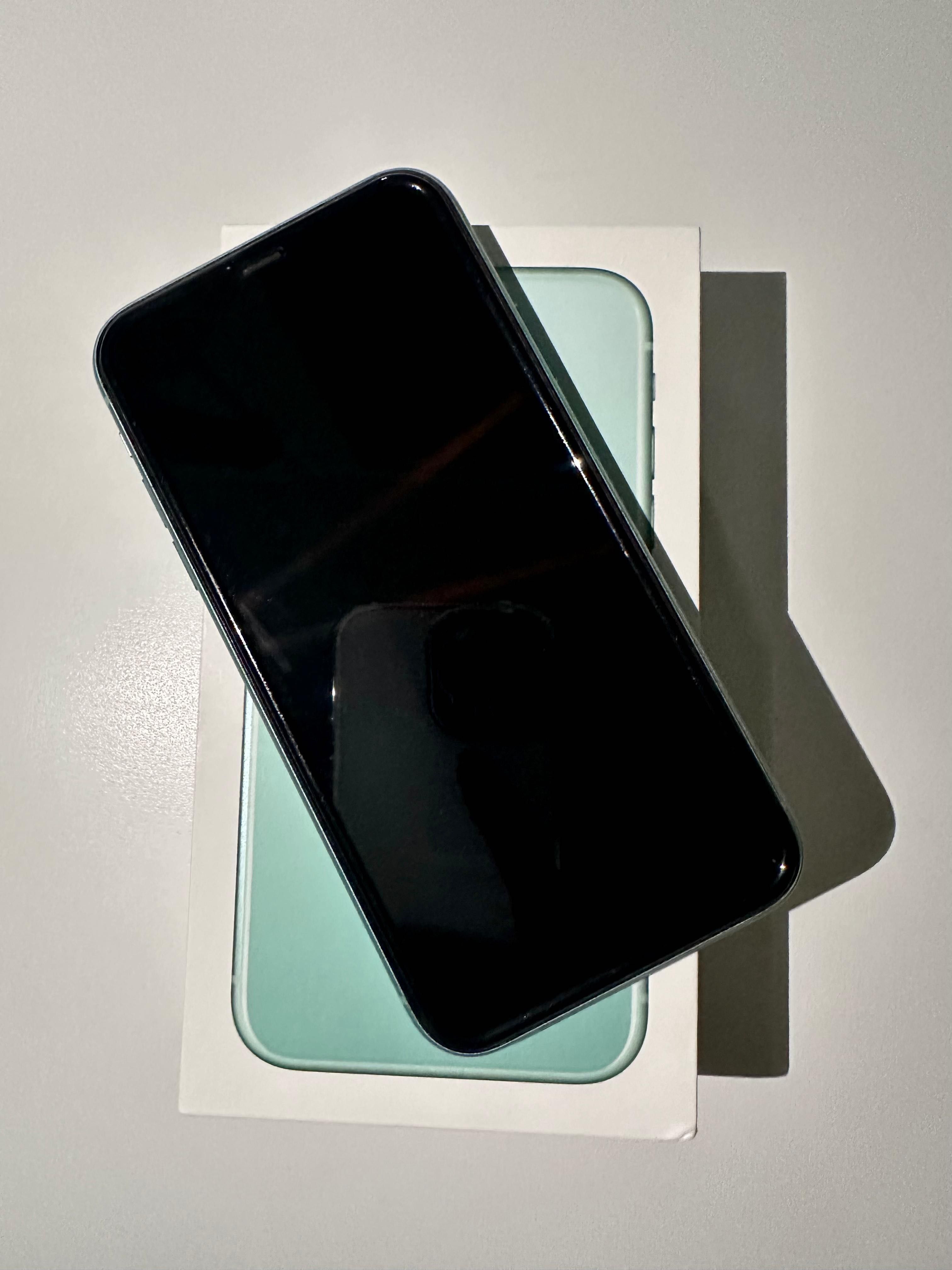 СРОЧНО продам iPhone 11 с документами в идеальнейшем состоянии!!!