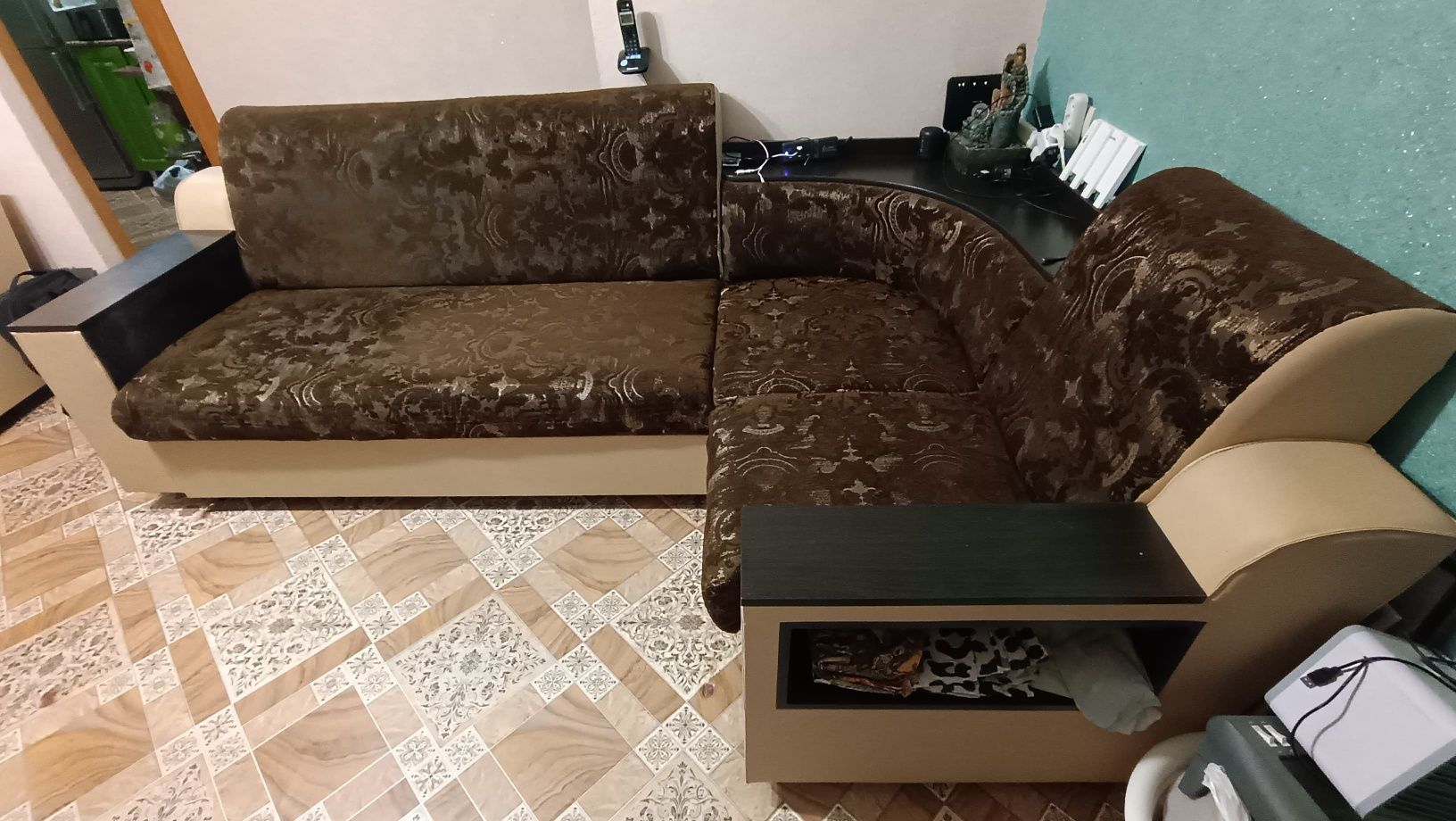 Продам угловой диван