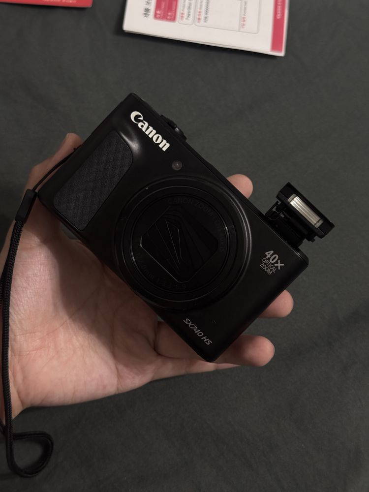 Canon sx 740 hs.