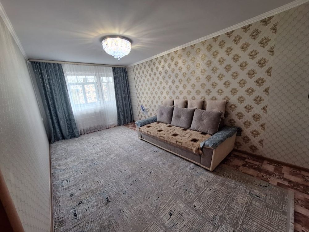Продам квартиру в 7 мкр