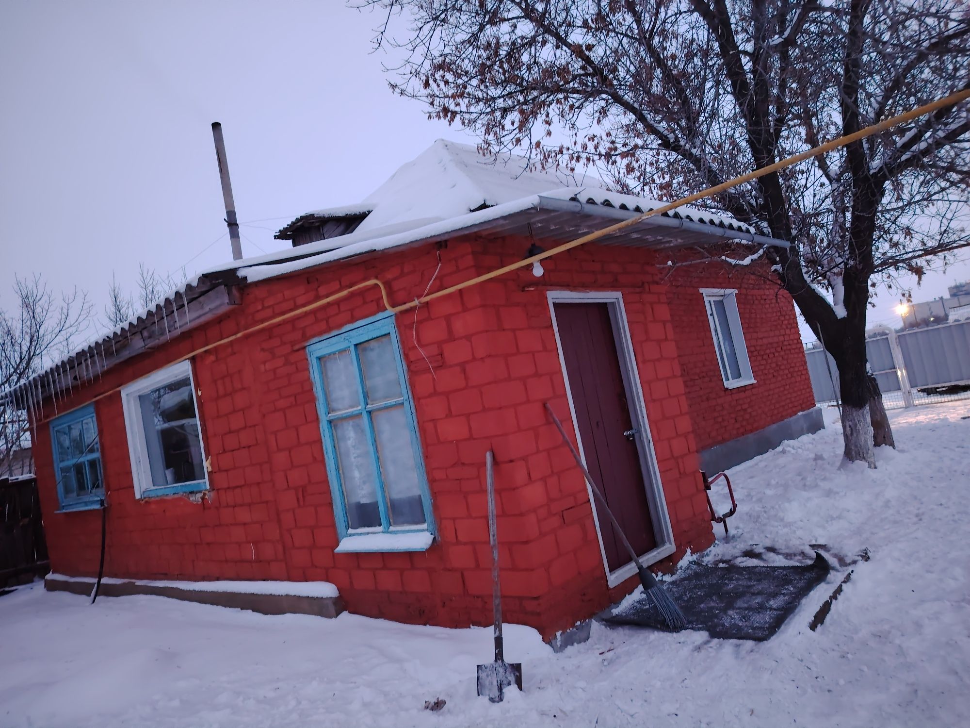 Продаём дом  в п. Переметном.