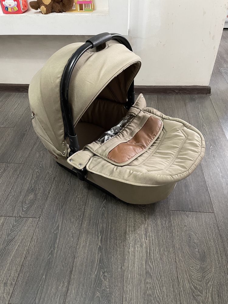 Продаю коляску 2 в 1