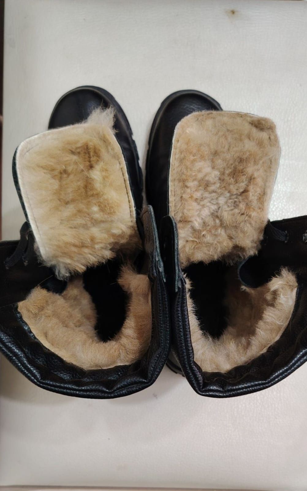 Продам берцы зимние.