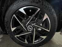 Диск шинами. R19. HYUNDAI.  Новый. С датчиком давление шин.