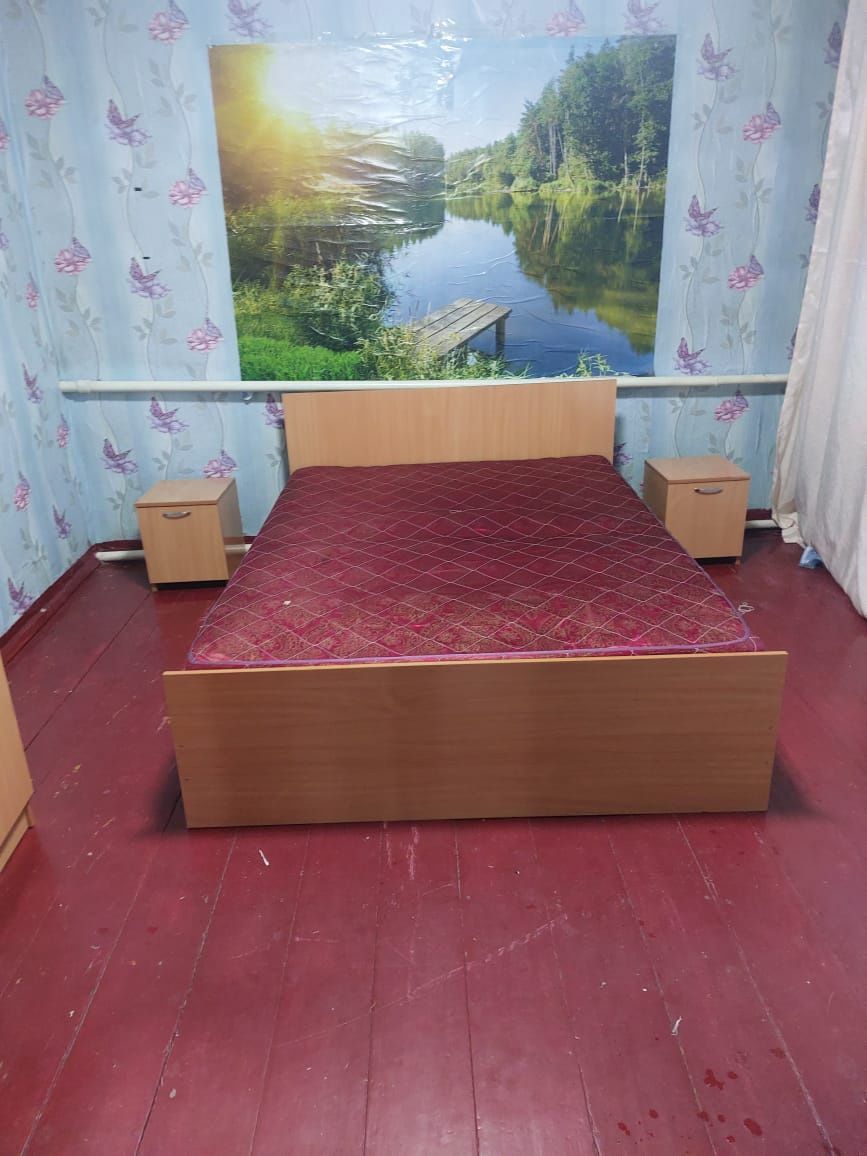 Спальный гарнитур
