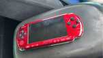 PSP 3000 редкая в красном цвете