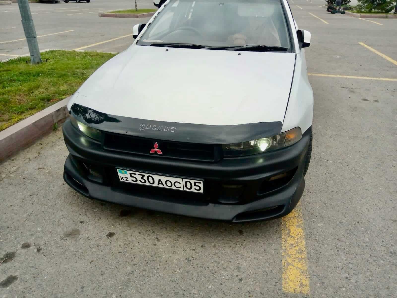 Обвесы на Mitsubishi Galant 8 Бампера, пороги, спойлер