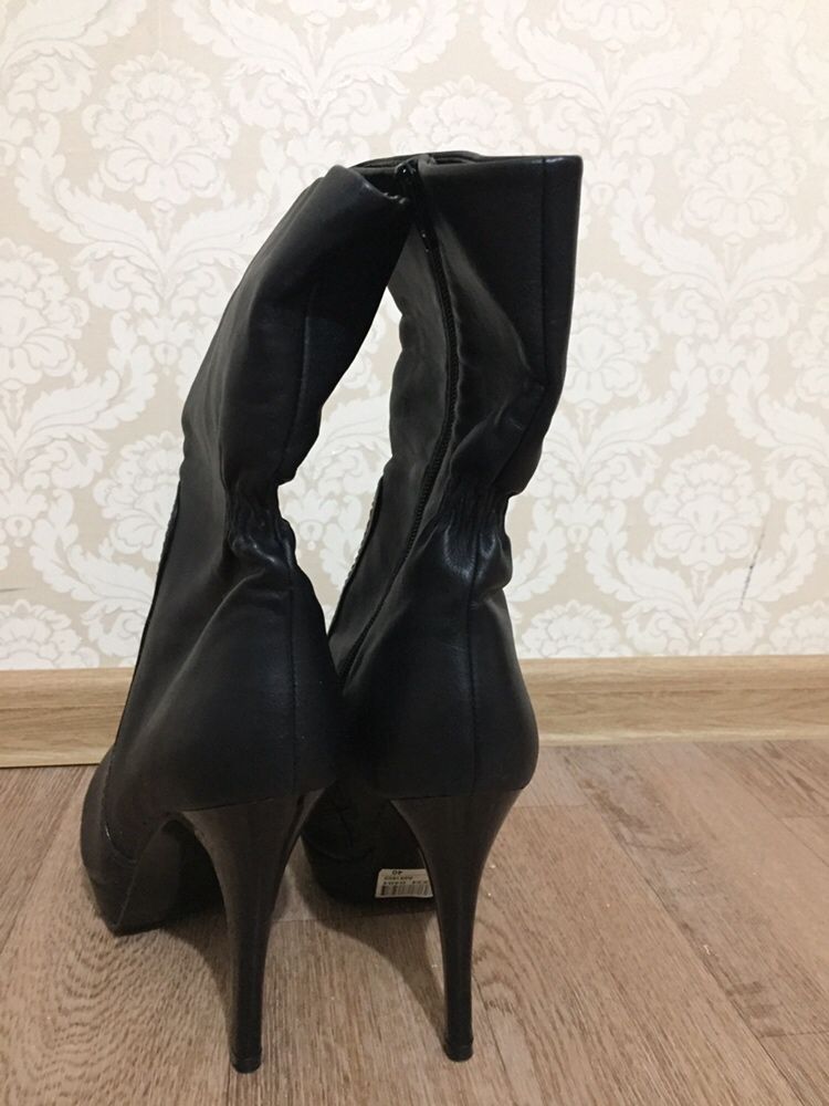 Полусапожки продам