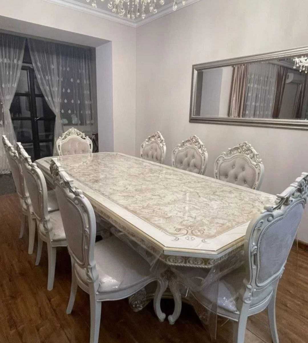 Продам стол вместе с стульями..д
