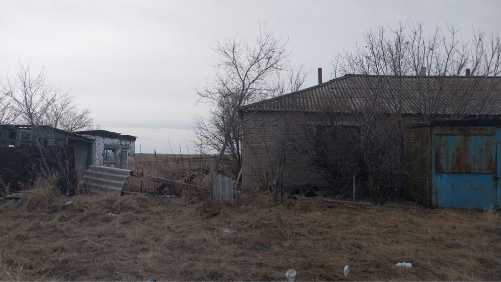 Дом на двух хозяев в Селе Аятской