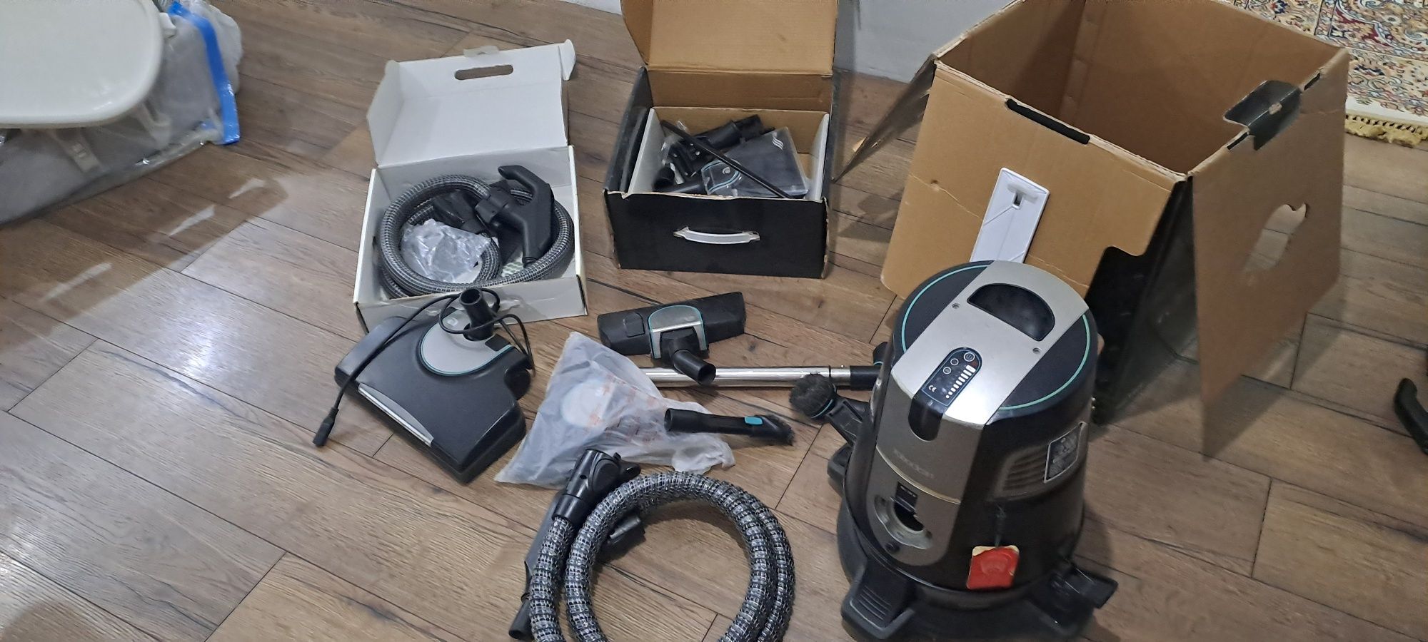 Пылесос Aura Roboclean Splus серебристый