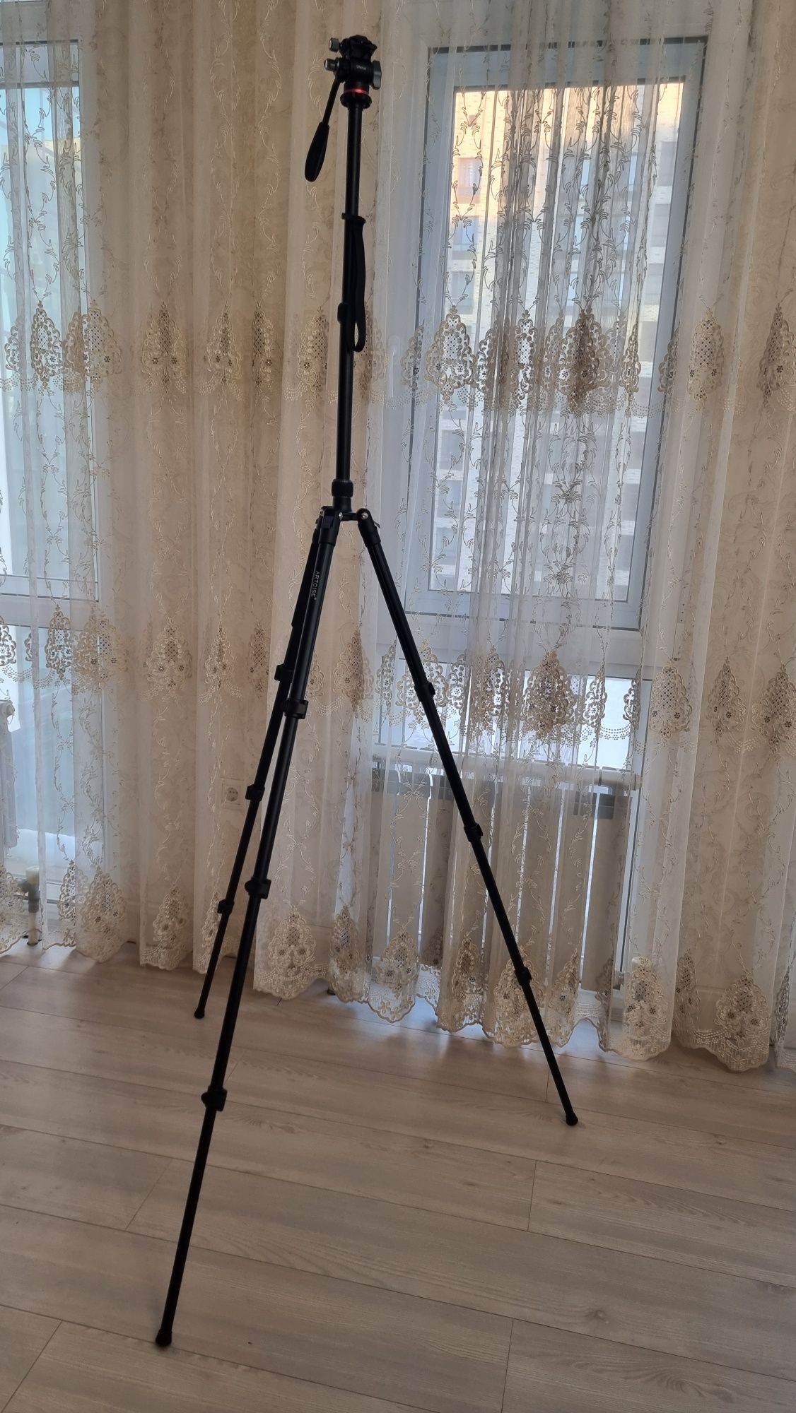 Профессиональный штатив Ulanzi для видеокамеры, фотоаппарата