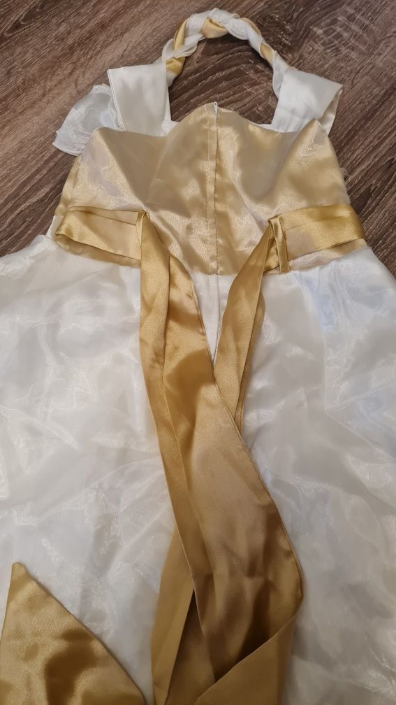 Продам нарядное платье