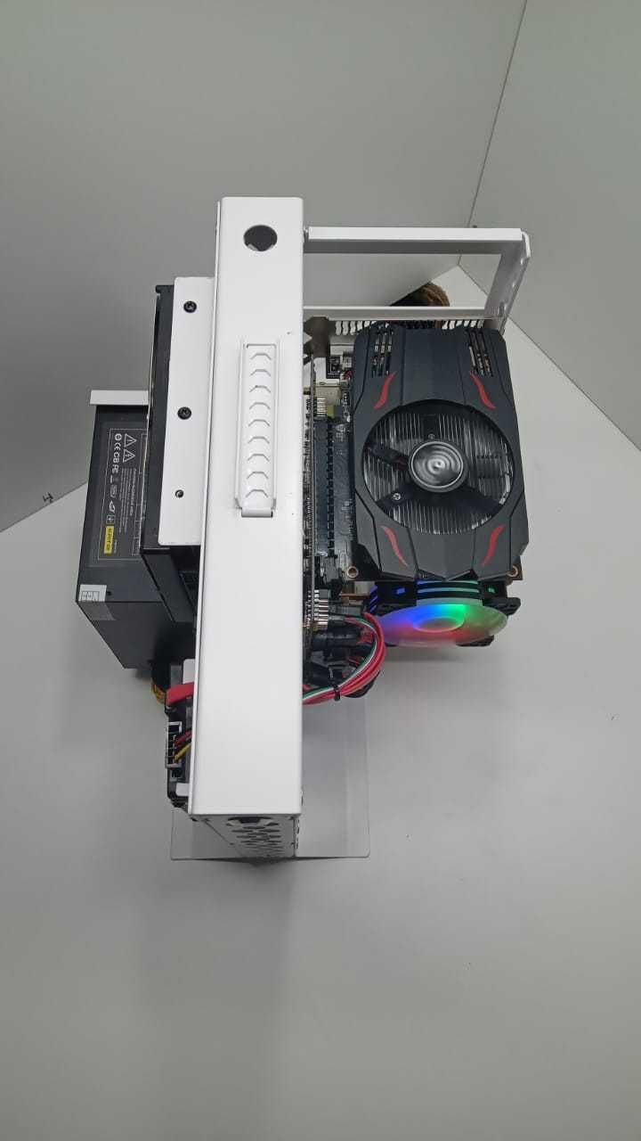Продам игровой ПК в открытом корпусе core i5 2500 \RX550 4G