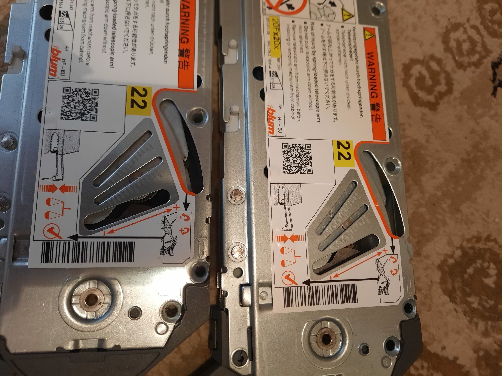 AVENTOS Blum 22 в комплекте все крепления б/у но неиспользовался прод
