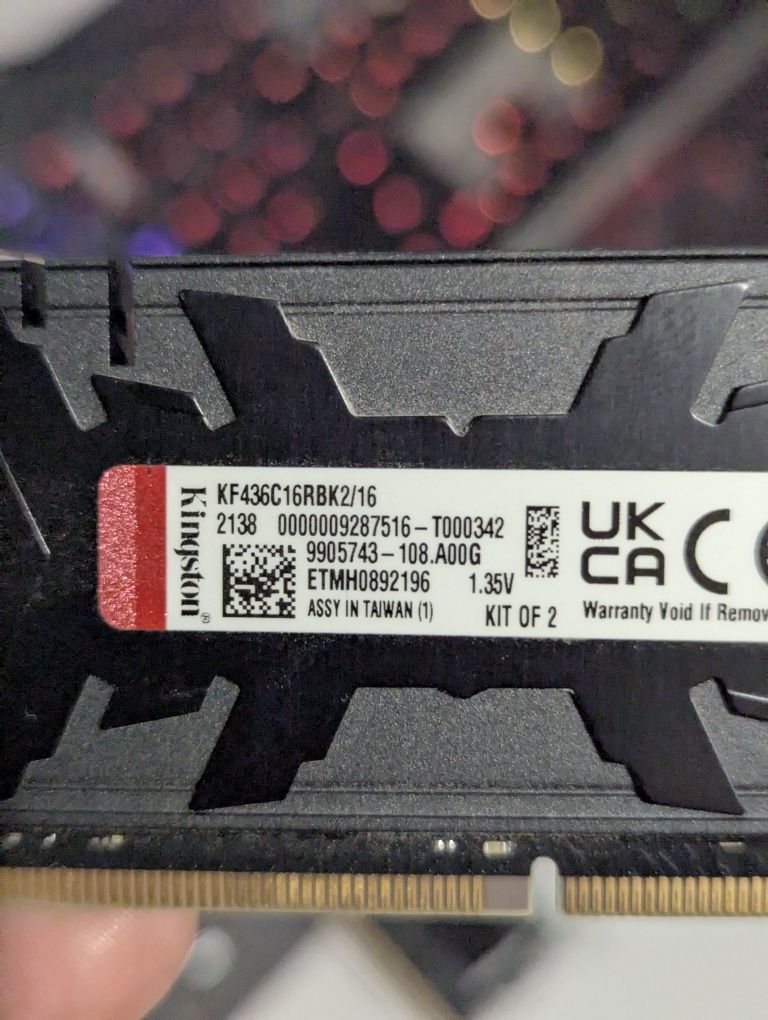 оперативная память kingston fury renegade kf436c16rbk2/16 2x8gb