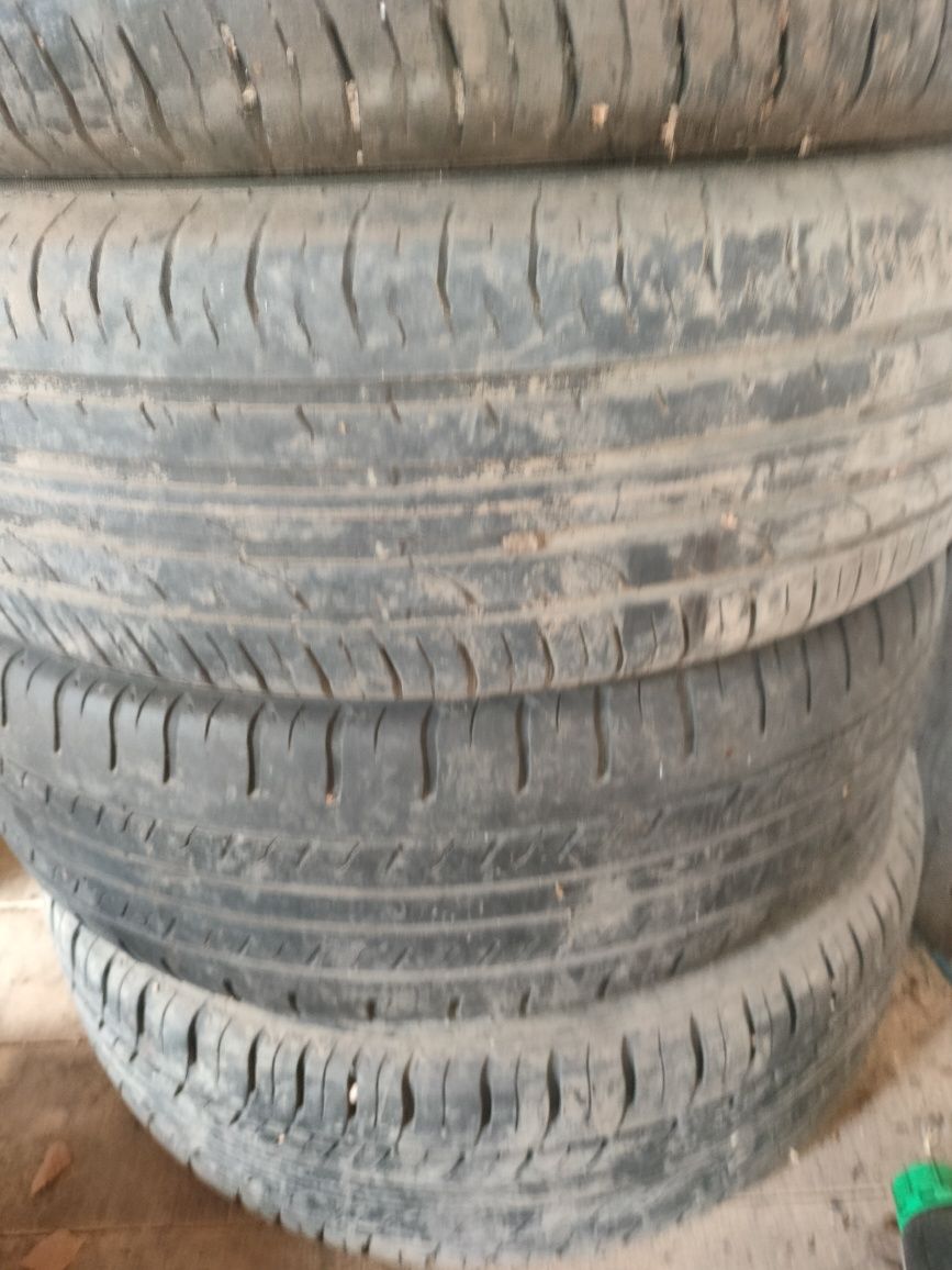 Продам резину летнюю
