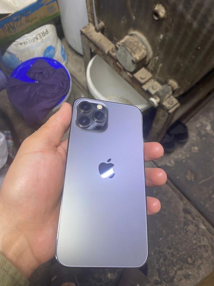 Iphone 12 pro maks