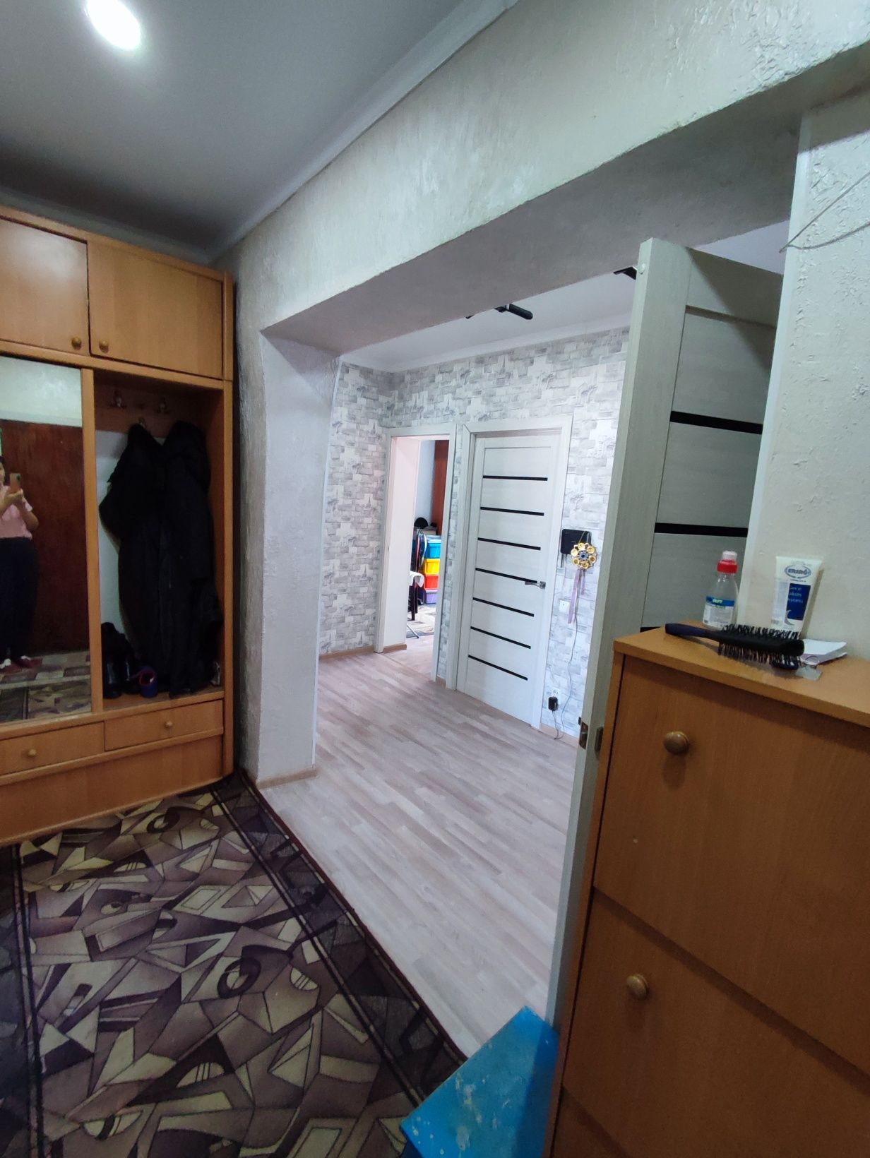 Продам 4-х комнатную квартиру. район новая больница
