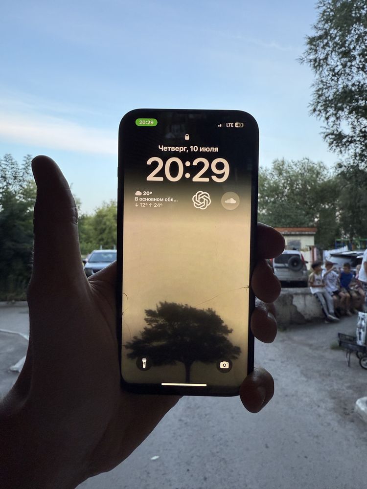 продам iphone 13 в отличном состоянии