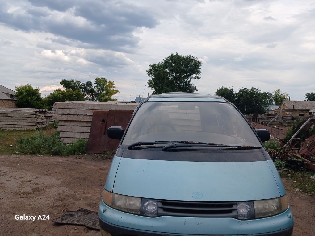 Продам срочно автомобиль