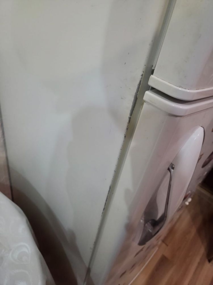 Продам холодильник