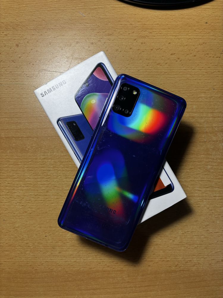 Продаю Samsung A31 в хорошем состояний