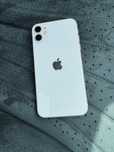 Продам Iphone 11 (64GB)